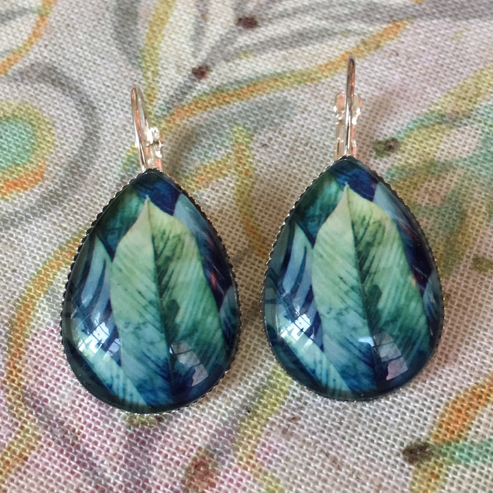 Blue Agave Cactus Succulent earrings NWT